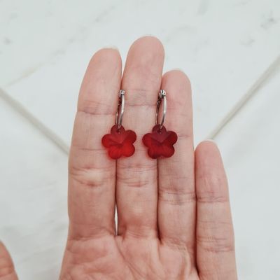 ARGOLLA FINA CON CRISTAL - FLOR ROJA - Imagen 1