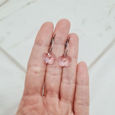 ARGOLLA FINA CON CRISTAL - FLOR ROSA - Imagen 1