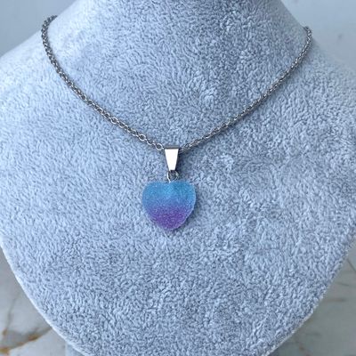 COLLAR CON DIJE SUGAR - CORAZON CELESTE CON VIOLETA - Imagen 1