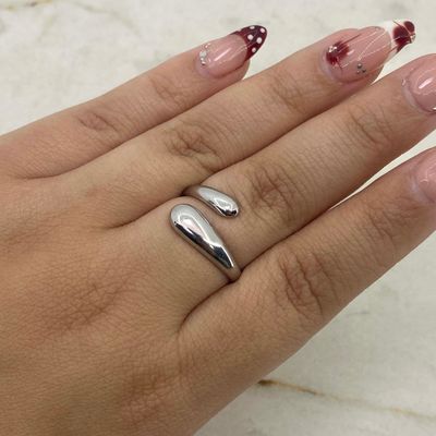 ANILLO MACIZO ABIERTO - DOBLE GOTA CRUZADA - Imagen 1