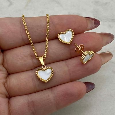 CONJUNTO ACERO DORADO MACIZO - CORAZON BLANCO - Imagen 1