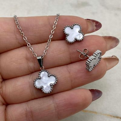 CONJUNTO MACIZO - VAN CLEEF BLANCO - Imagen 1