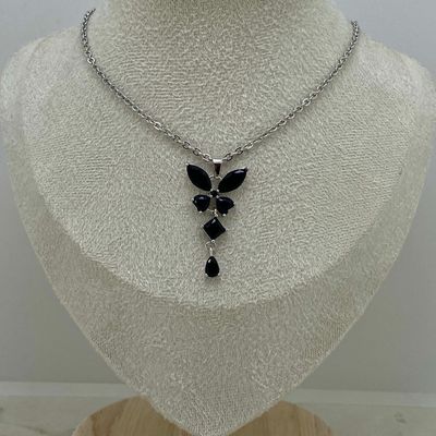 COLLAR CORBATERO CON CUBICS - MARIPOSA NEGRA - Imagen 1