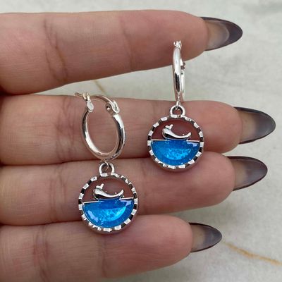 ARGOLLA ACERO BLANCO CON DIJE - BALLENA Y AGUA CELESTE - Imagen 1