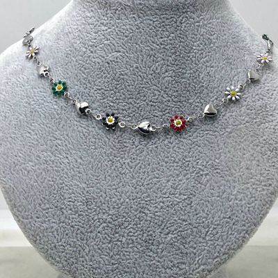 COLLAR MARGARITAS DE COLORES Y CORAZONES - Imagen 1