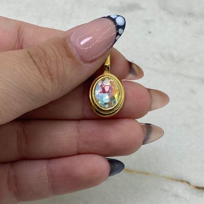 DIJE ACERO DORADO OVALADO MACIZO CON CRISTAL - TORNASOL CLARO - Imagen 1