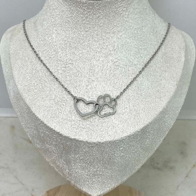 COLLAR CON CORAZON Y HUELLA ENGARZADA - Imagen 1