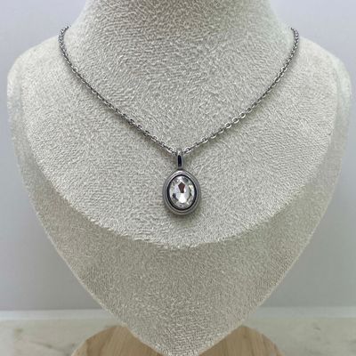 COLLAR DIJE OVALADO MACIZO CON CRISTAL - BLANCO - Imagen 1