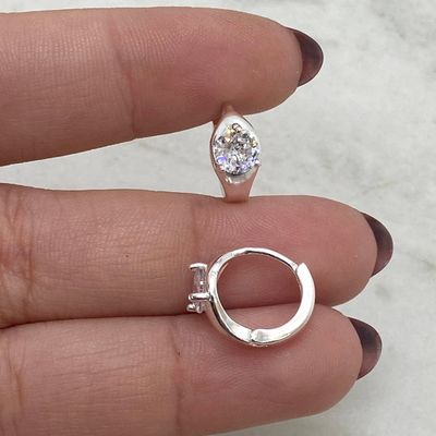 ARGOLLA ACERO BLANCO BISAGRA CON CUBIC REDONDO - BLANCO - Imagen 1