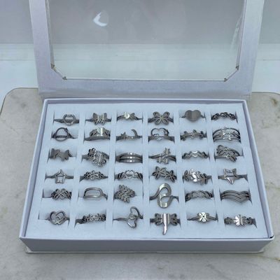 CAJA DE ANILLOS SURTIDOS X36 UNIDADES - Imagen 1