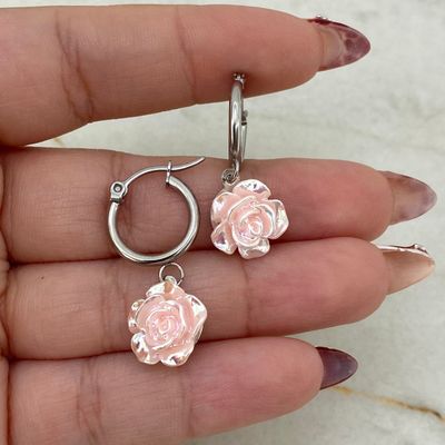 ARGOLLA CON ROSA TORNASOLADA - ROSA - Imagen 1